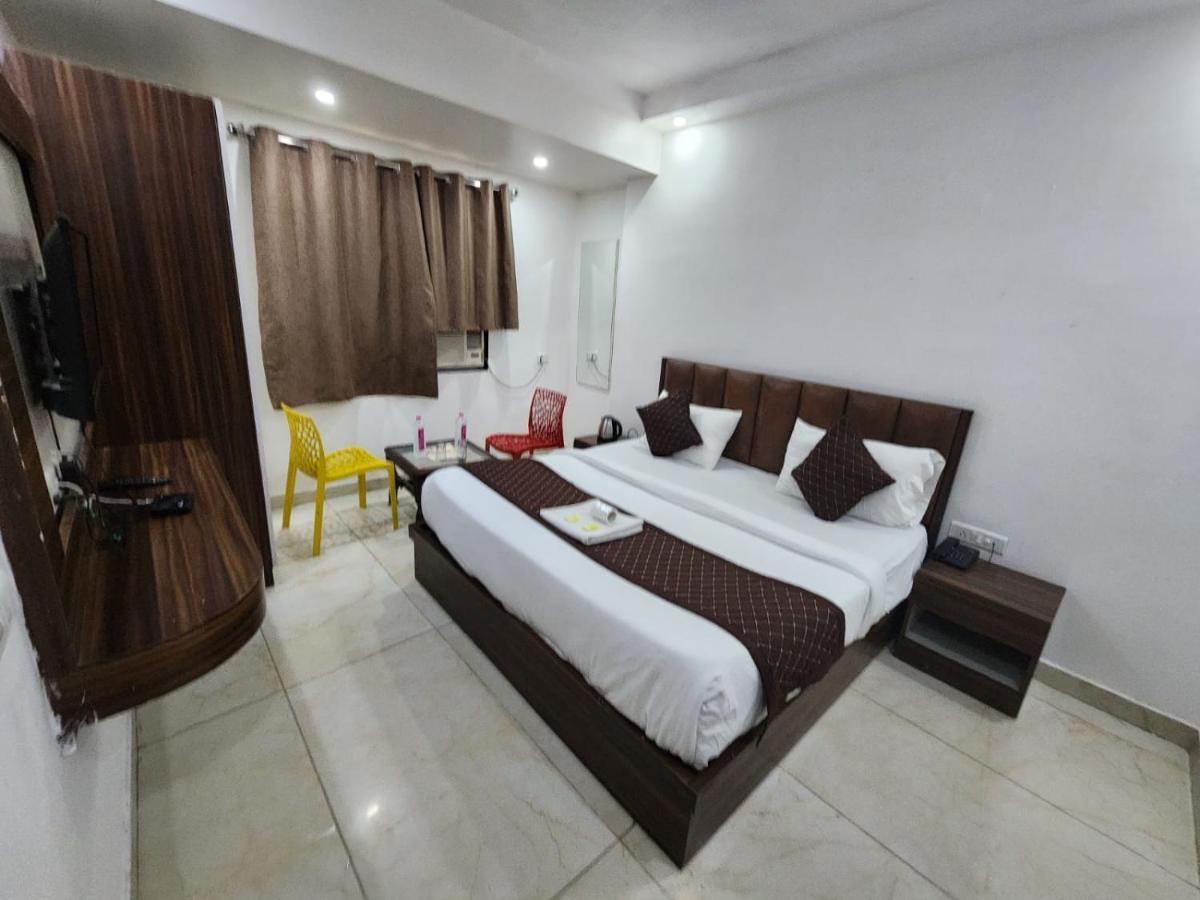 Ivy Plaza Luxury 3* New Delhi