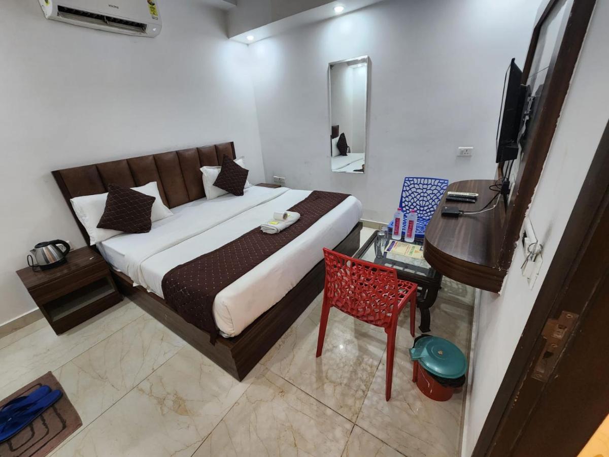 Ivy Plaza Luxury New Delhi