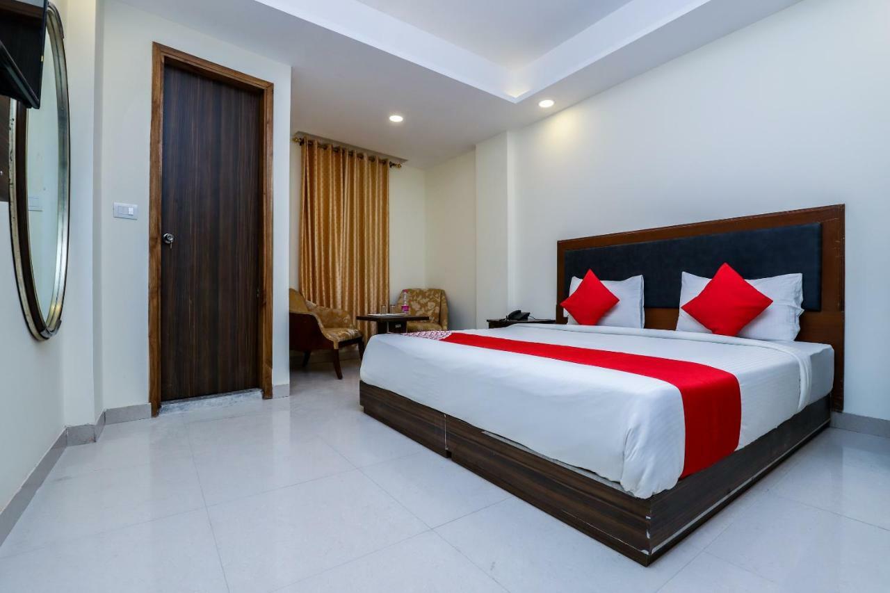 Ivy Plaza Luxury Hotel New Delhi